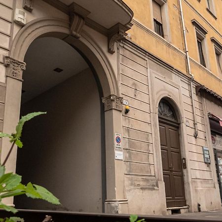 Maison Blanche: Appartamento Elegante Con Parcheggio Privato Мантова Екстериор снимка