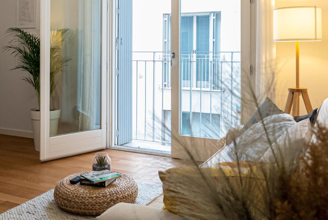 Maison Blanche: Appartamento Elegante Con Parcheggio Privato Мантова Екстериор снимка