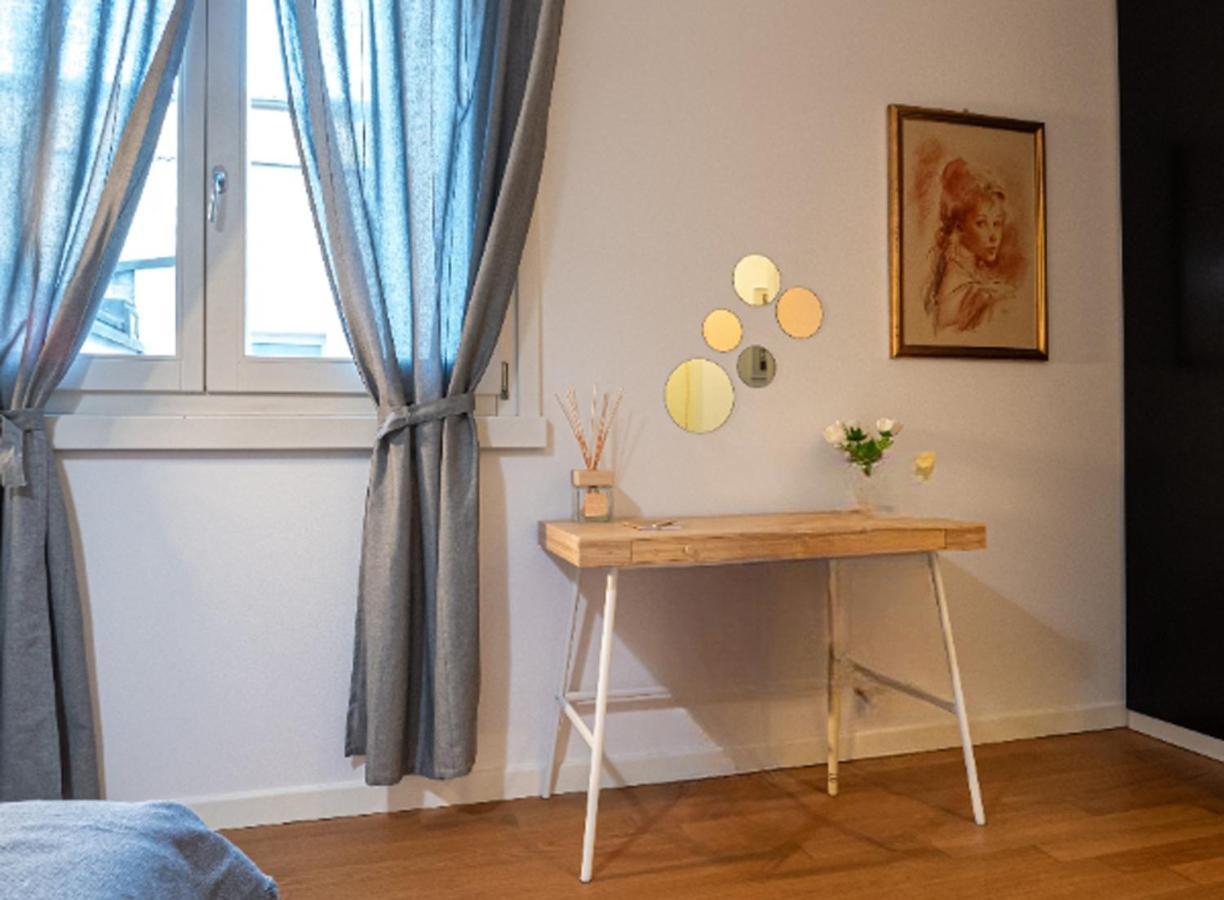 Maison Blanche: Appartamento Elegante Con Parcheggio Privato Мантова Екстериор снимка